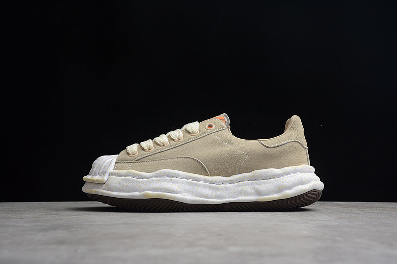 Ma*s*n mihara yasuhiro sneaker