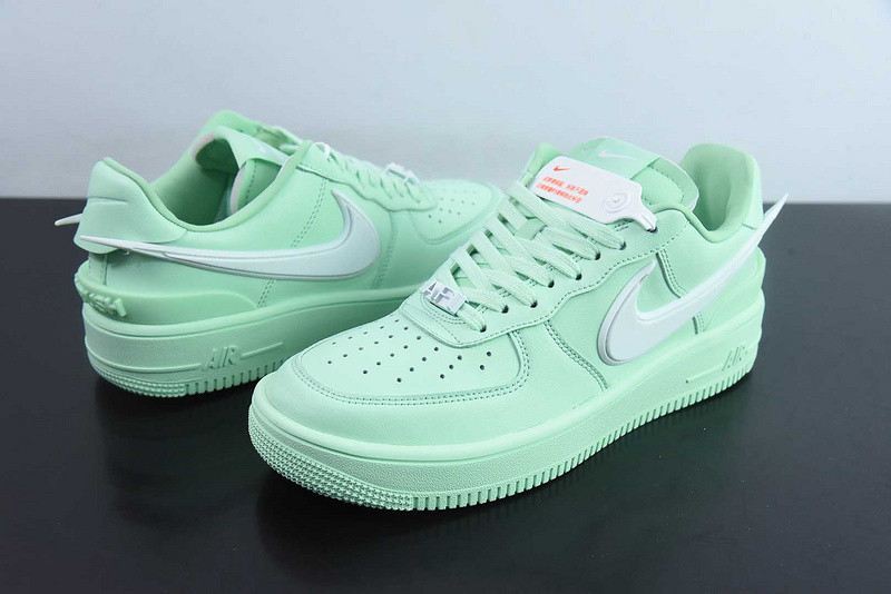 Nike AMBUSH X AIR FORCE 1 LOW DV3464-700