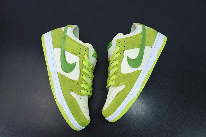nike sb dunk low “green apple” dm0807-300
