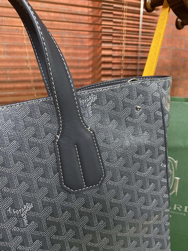 GOYARD PURSE