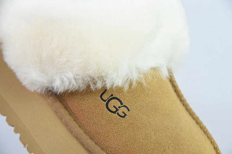 UGG