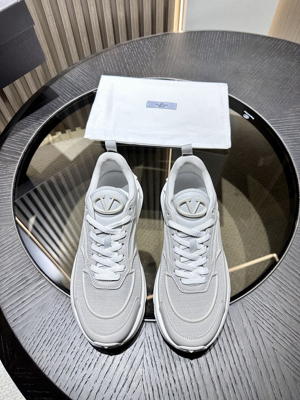 valentino sneaker