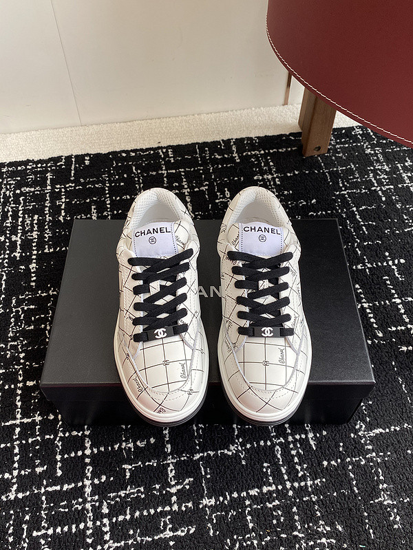 Chanel Sneaker